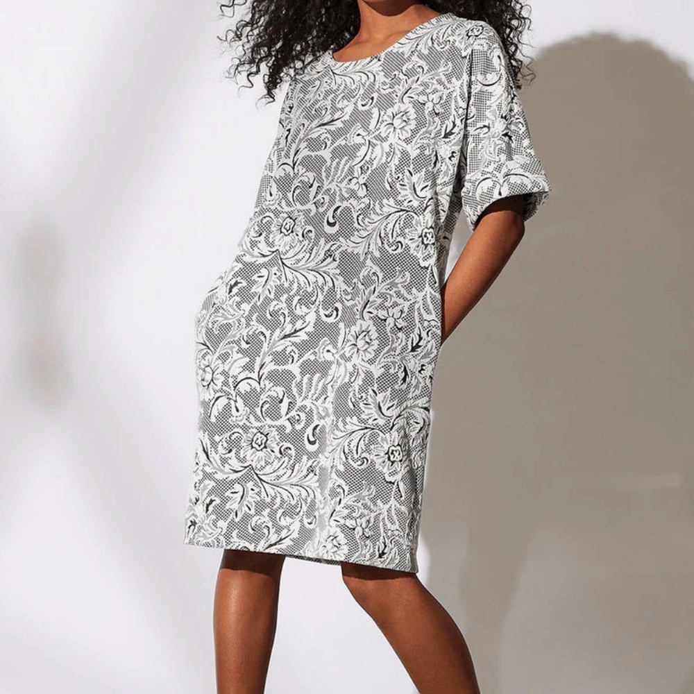 NATORI Black & White Floral Jacquard Textured Midi Shift Dress Size Small
